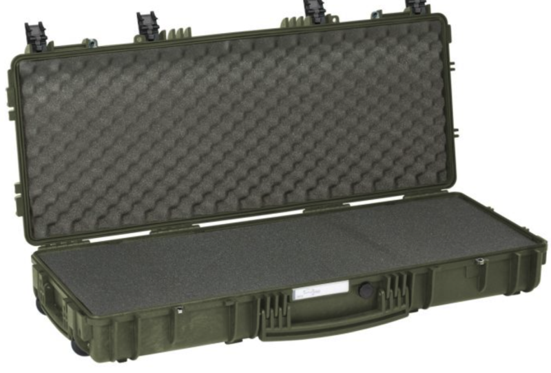 GT LINE 9413.G 94 cm long suitcase, green with pre-cubed sponge