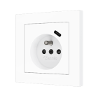 ZENNIO ZS55CF1USMW ZS55. French socket cover with USB C 55x55 mm - Matt white