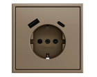 ZENNIO ZS70CSC2USC ZS70. Schuko socket cover with USB C and A 70x70 m